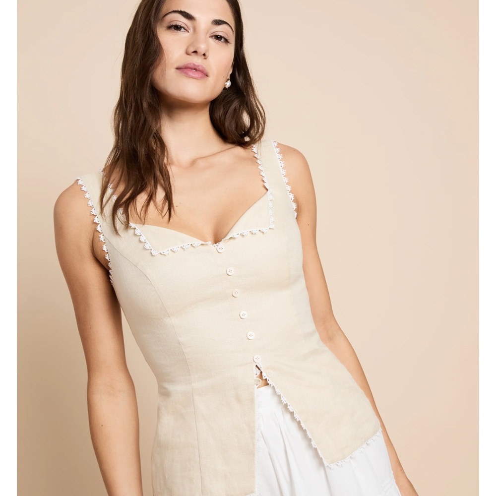 Elegant Cream Sleeveless Top